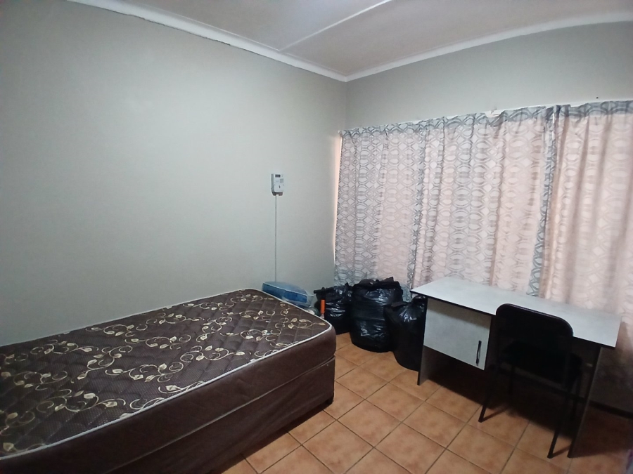 14 Bedroom Property for Sale in Universitas Free State